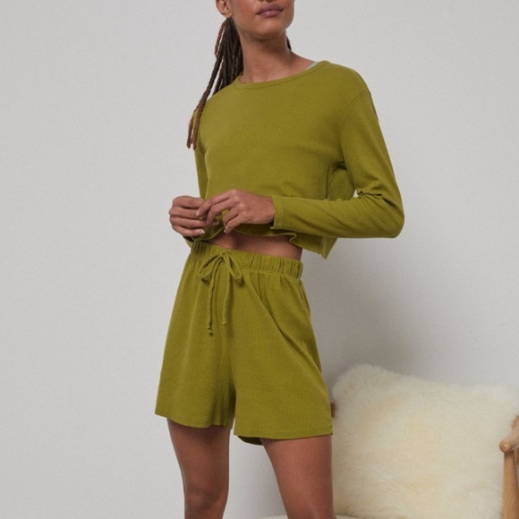 Anthropologie Loretta Twist Back Lounge Set in Green - Picture 2 of 8